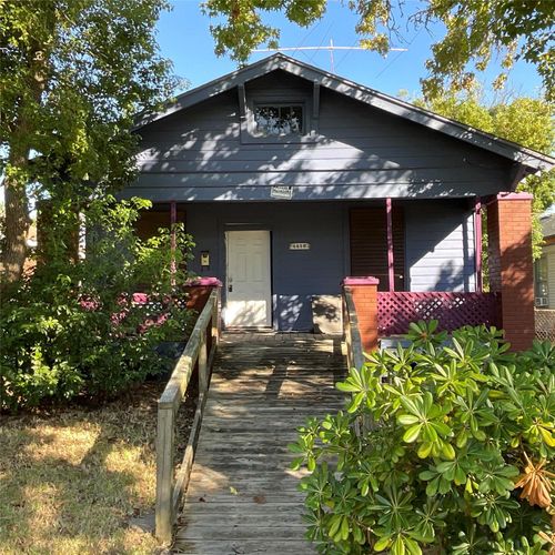 4610 Avenue R, Galveston, TX, 77551-5323 | Card Image