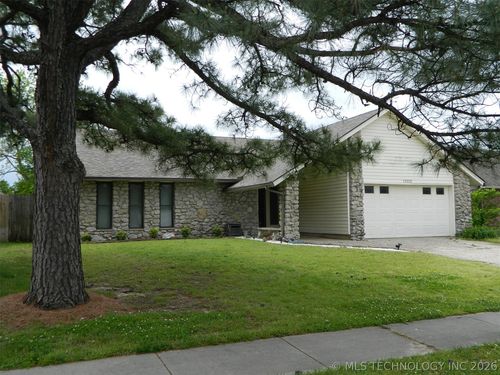 13522 E 31st Pl, Tulsa, OK, 74134-3320 | Card Image