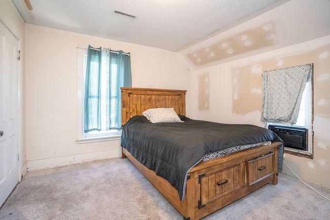 1209 Spencer St, Home with 2 bedrooms, 1 bathrooms and null parking in Grinnell IA | Image 17