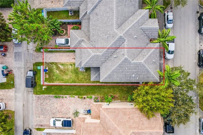 14112 Sw 276th St, Townhouse with 3 bedrooms, 2 bathrooms and null parking in Homestead FL | Image 1