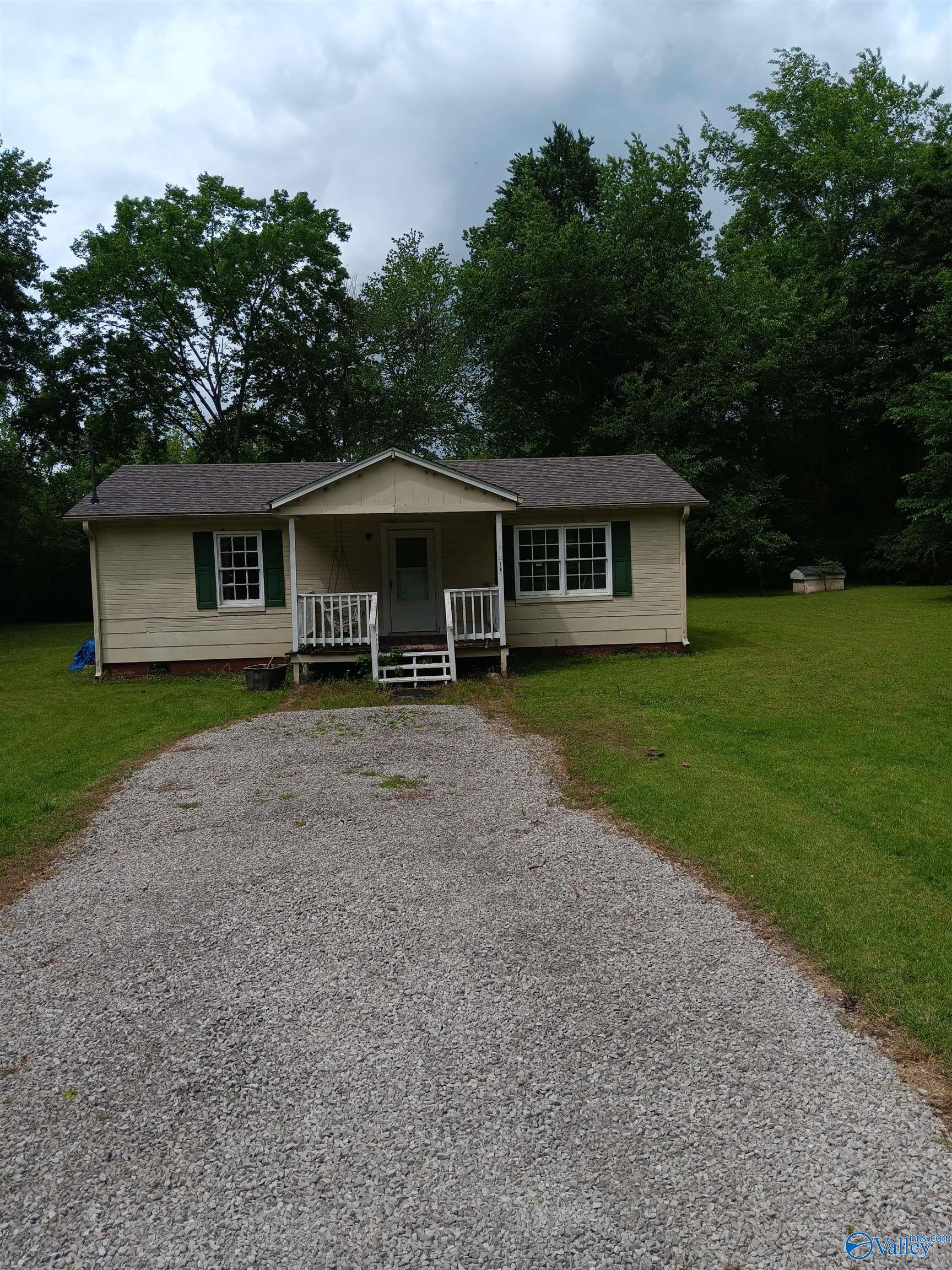 Eliza Ln, New Market, AL 35761
