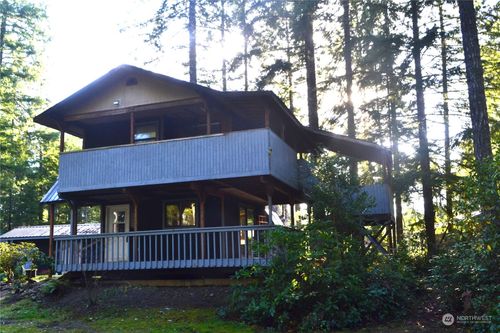 110 Ne Collins Drive E, Tahuya, WA, 98588 | Card Image