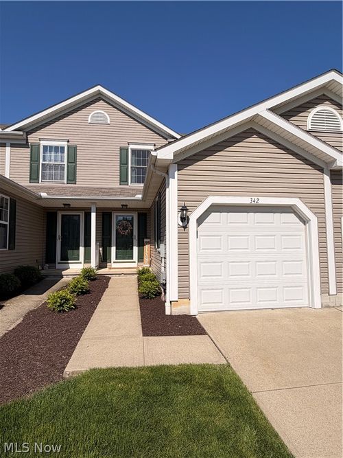 342 Angela Ln, Avon Lake, OH, 44012-1132 | Card Image