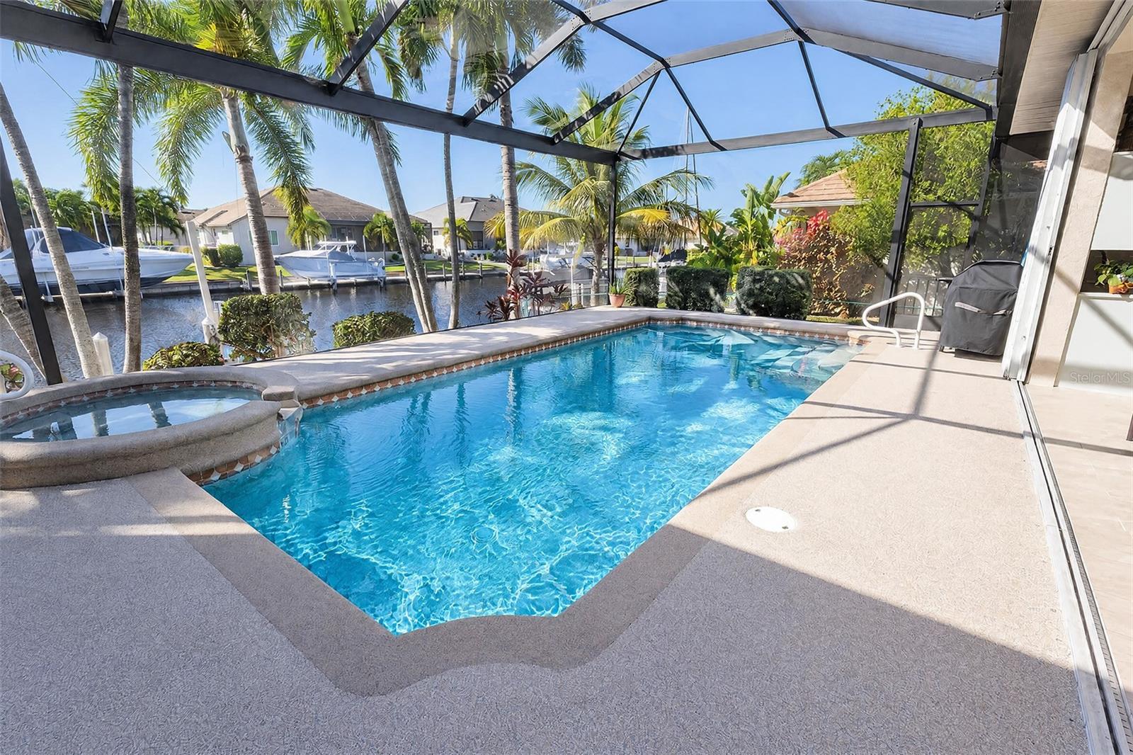 Residential in PUNTA GORDA 4