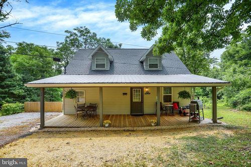 7471 W Appalachian Trl, HARRISBURG, PA, 17112-9698 | Card Image