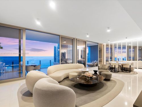 apt-4502e-300 Biscayne Boulevard Way, Miami, FL, 33131-3181 | Card Image