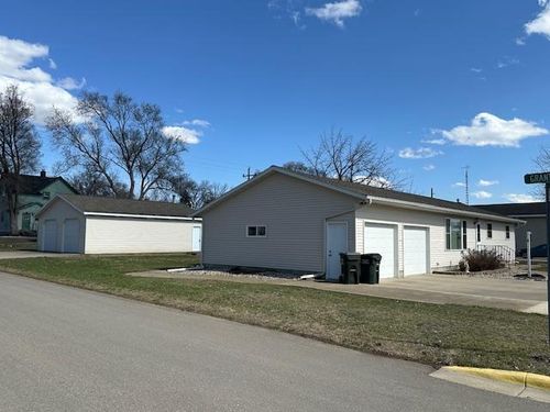 701 3rd St, Barrett, MN, 56311-4503 | Card Image