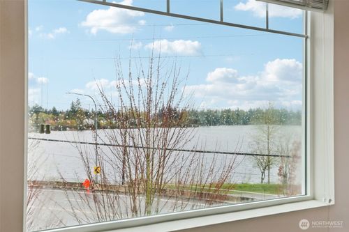 11218 19th Dr Se, Everett, WA, 98208-5284 | Card Image