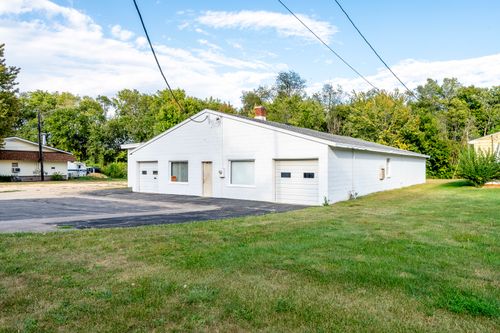 402 E Il Route 64, MOUNT MORRIS, IL, 61054-1538 | Card Image