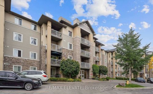 414-684 Warden Ave, Scarborough, ON, M1L4W4 | Card Image