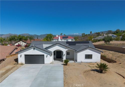 44270 Whittier Ave, Hemet, CA, 92544-6620 | Card Image