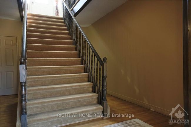 3617 Vaughan Side Rd, House other with 3 bedrooms, 2 bathrooms and 10 parking in Carp ON | Image 15