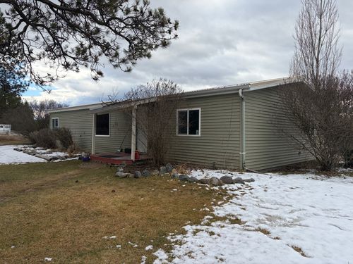 935 Ranch Ln, Kalispell, MT, 59901-2191 | Card Image