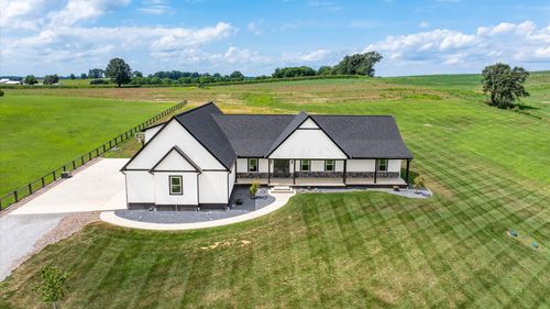 9521 Township Road 37, Thornville, OH, 43076-9784 | Card Image