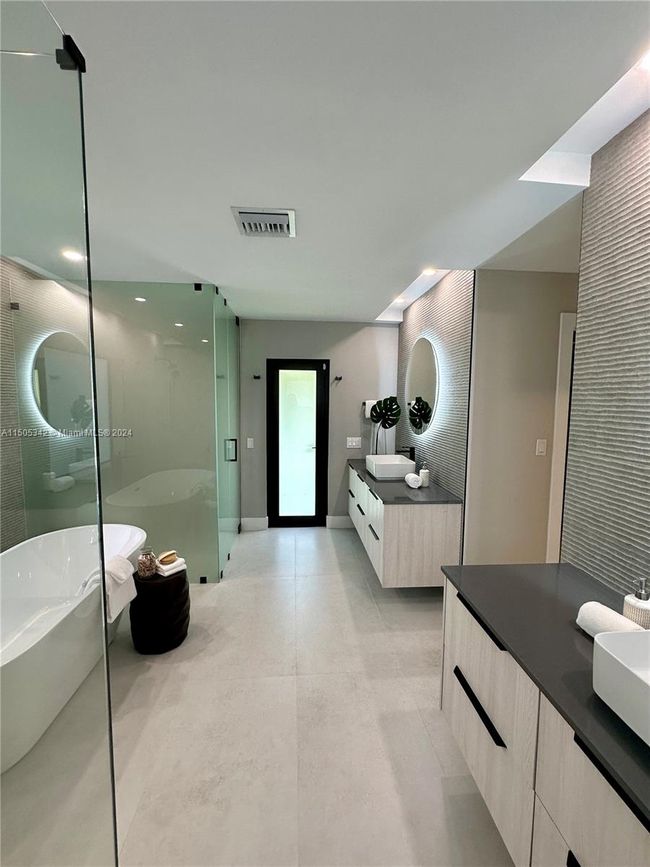 17701 Sw 87 Th Ave, House other with 5 bedrooms, 4 bathrooms and null parking in Palmetto Bay FL | Image 27