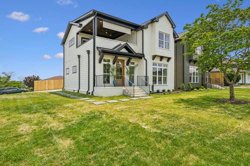 257 Riverside Dr, Nashville, TN, 37206-1946 | Card Image
