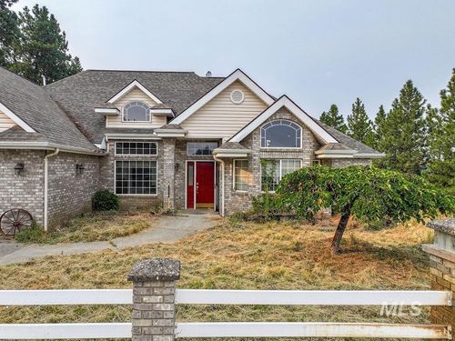 1803 Highway 99, Troy, ID, 83871-9709 | Card Image