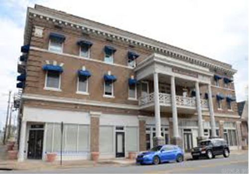 306-101 S Victory #306 Street, Little Rock, AR, 72201 | Card Image