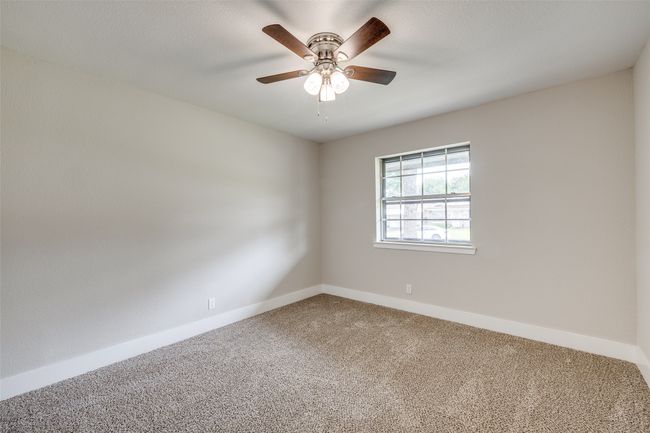 324 Deer Creek Rd, House other with 3 bedrooms, 2 bathrooms and null parking in Everman TX | Image 14