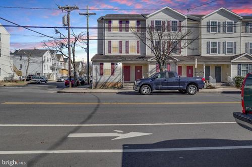 128 Remsen Ave, New Brunswick, NJ, 08901-2625 | Card Image