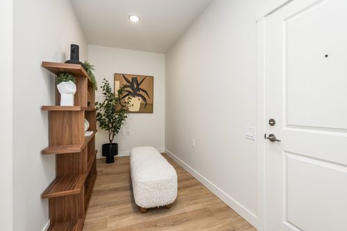 121-8497 Young Rd, Chilliwack, BC, V2P0M6 | Card Image
