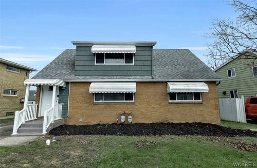 75 Beach & 185 Lochland Road, Cheektowaga, NY, 14225 | Card Image