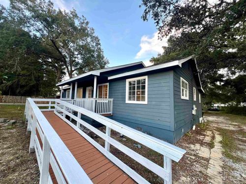 5796 Washington St, Milton, FL, 32570-3970 | Card Image