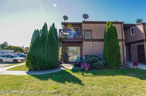 20-31 Northrup Dr, Brick, NJ, 08724-2019 | Card Image