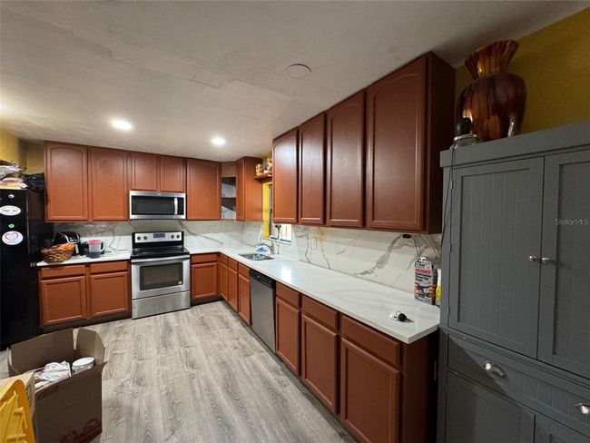 6709 Wood Branch Dr, House other with 4 bedrooms, 3 bathrooms and null parking in Tampa FL | Image 9