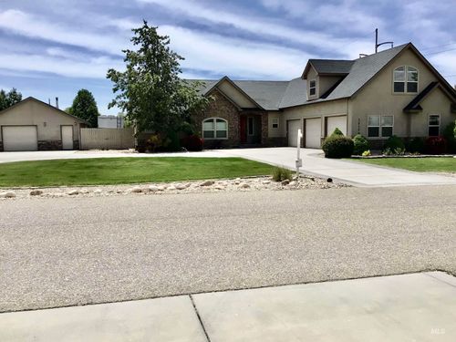 12179 W Tustin Ln, Kuna, ID, 83634-5029 | Card Image
