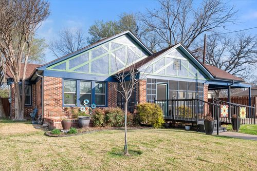 504 W Gilmer St, Ennis, TX, 75119-2457 | Card Image