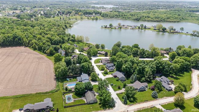 1106 Woodcrest Ln, House other with 4 bedrooms, 4 bathrooms and null parking in Kendallville IN | Image 8