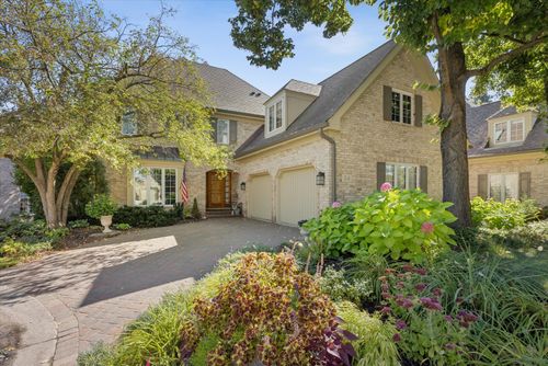 24 Tartan Lakes Ct, Westmont, IL, 60559-6159 | Card Image
