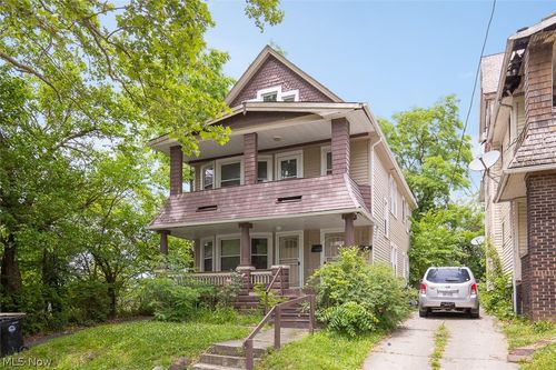 9421 Parkview Ave, Cleveland, OH, 44104-4767 | Card Image