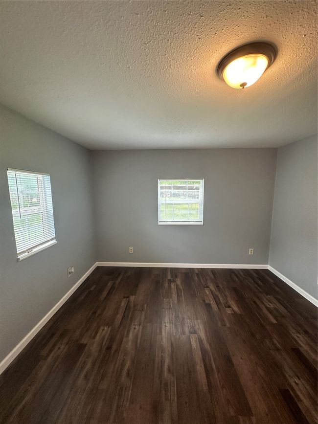 104 E North Main St, House other with 3 bedrooms, 2 bathrooms and null parking in Blooming Grove TX | Image 16