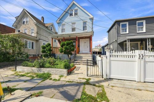 228 N 5th Ave, Mount Vernon, NY, 10550-1189 | Card Image