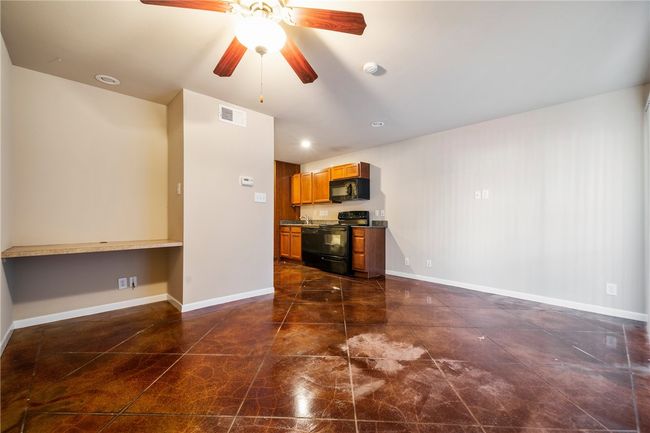 APT-202 - 301 W 38 Th St, Condo with 0 bedrooms, 1 bathrooms and 1 parking in Austin TX | Image 11