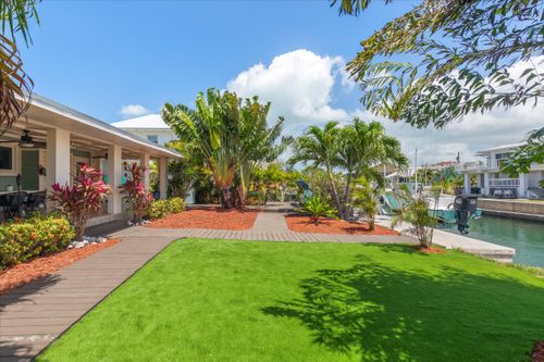 5 Emerald Dr, Key West, FL, 33040-5636 | Card Image