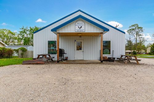 215 E Wall St, STURGEON, MO, 65284 | Card Image