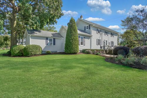 11616416 Main St, Germantown, WI, 53022-2546 | Card Image