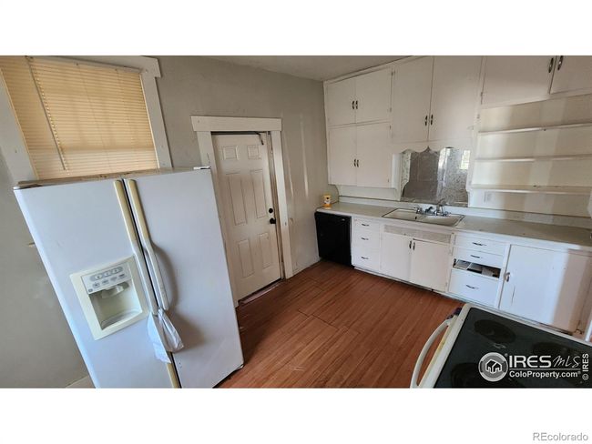 KITCHEN | Image 13