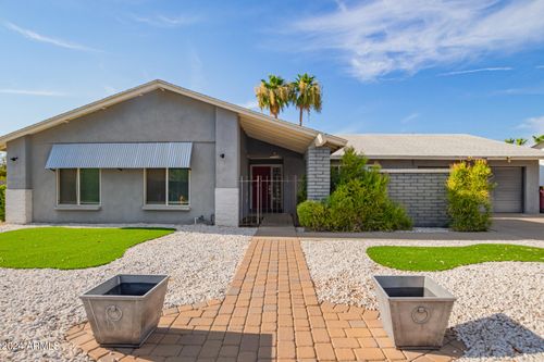 8902 E Cholla St, Scottsdale, AZ, 85260-6122 | Card Image