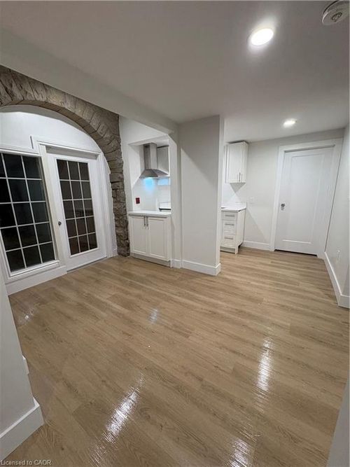 1-803 King Street, Port Colborne, ON, L3K4J3 | Card Image