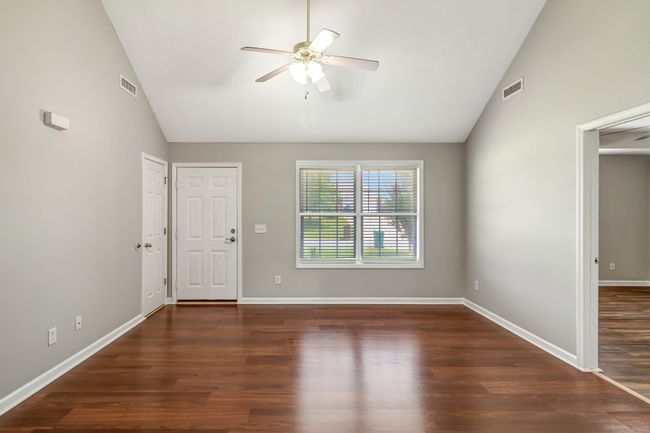 7031 Bridgewater Dr, House other with 3 bedrooms, 2 bathrooms and 6 parking in Smyrna TN | Image 8