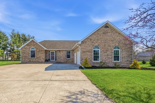 3400 Roberta St, New Castle, IN, 47362-1567 | Card Image