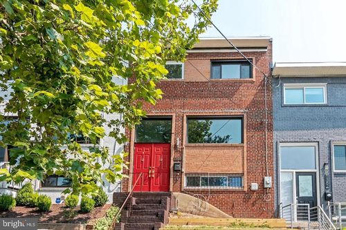 1360 W St Ne, WASHINGTON, DC, 20018-3503 | Card Image