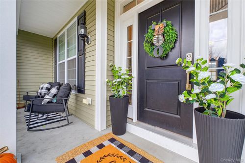 48 E Van Buren Way, East Fishkill, NY, 12533-7389 | Card Image