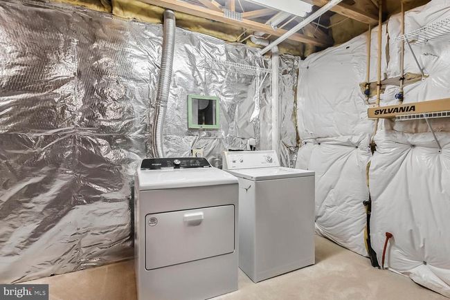 11431 Heritage Commons Way, Townhouse with 2 bedrooms, 3 bathrooms and null parking in RESTON VA | Image 33