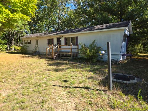 5018 S Chief Okemoes Trl, Baldwin, MI, 49304-9173 | Card Image