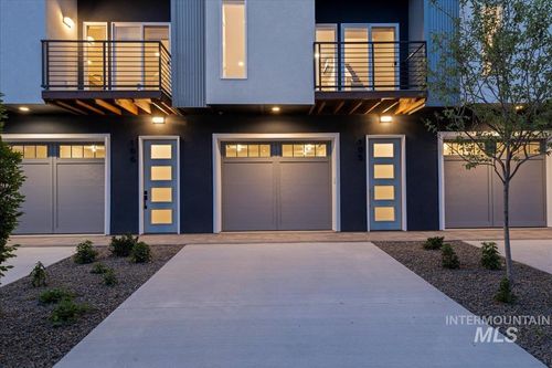 107-1011 S Orchard St, Boise, ID, 83705-1932 | Card Image